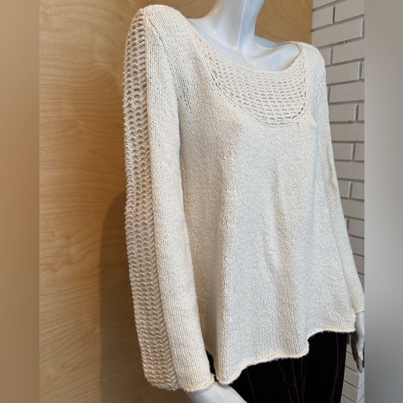 Casual scalloped knit sweater - Picture 4 of 11